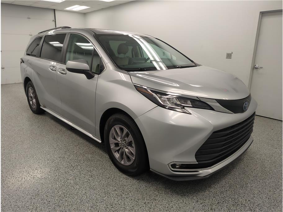 2023 Toyota Sienna